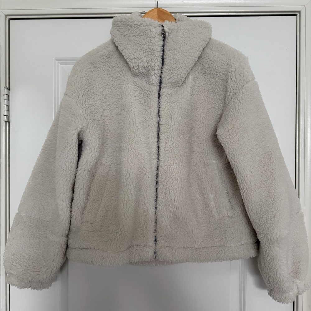 Lululemon Cinchable fleece zip size 6 color bone